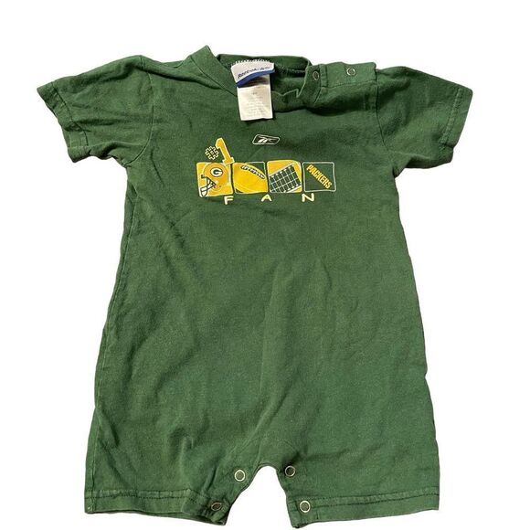 Reebok Green Bay Packers romper shorts bodysuit short sleeves 18 M - Picture 1 of 7